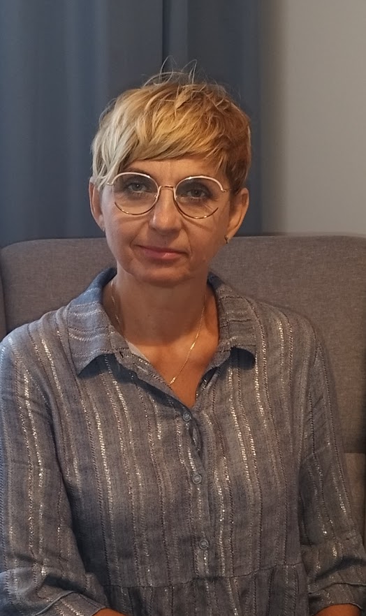 O mnie - Elżbieta Wróbel